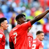 Suiza no falla y vence a Camerún en una gran segunda parte