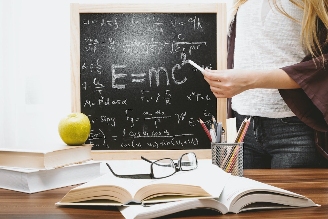 Todos somos griegos: El origen del mentor Todos somos griegos: El origen del mentor