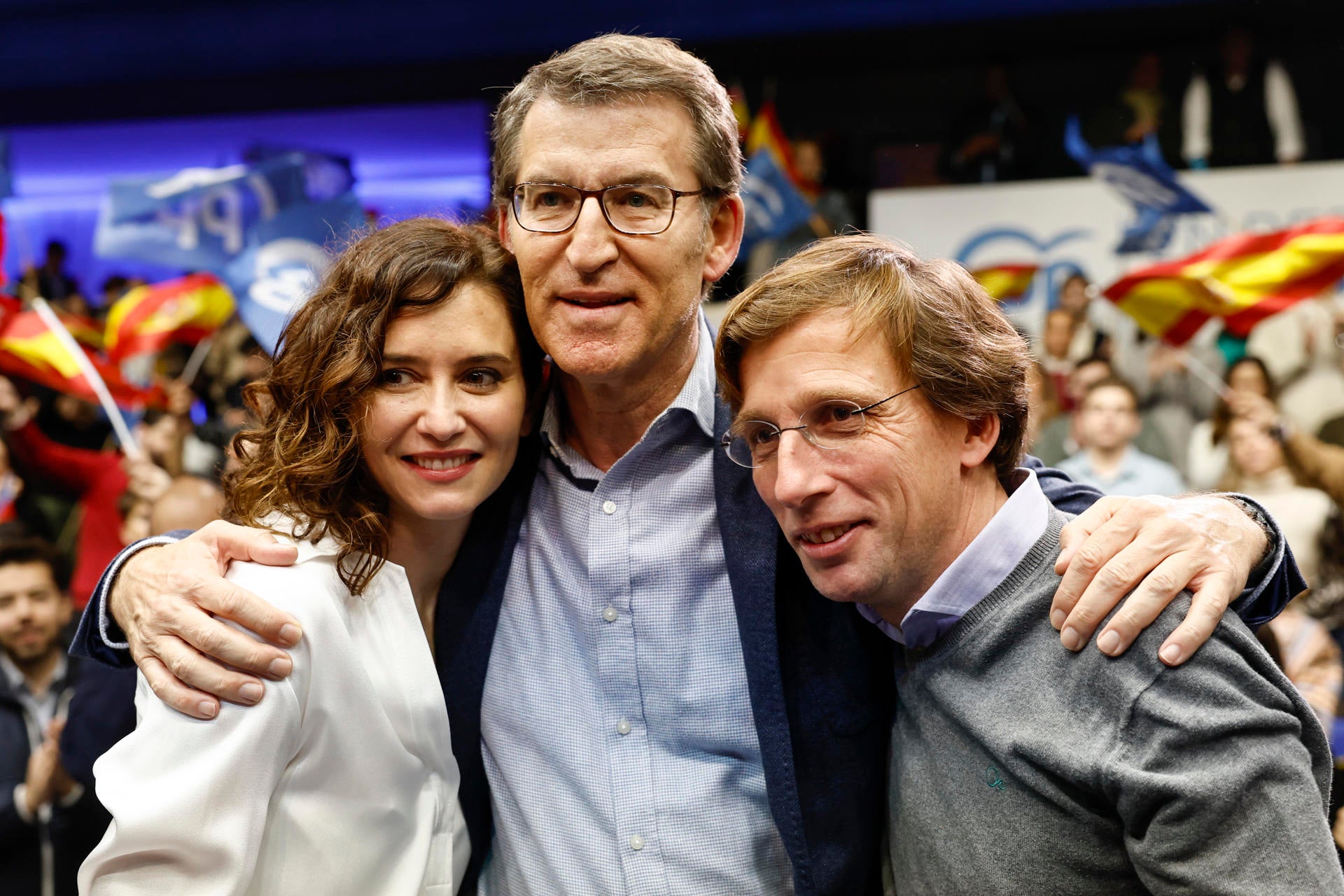 Feijóo acusa al PSOE de servil y cruel en el acto del PP en Madrid Feijóo acusa al PSOE de servil y cruel en el acto del PP en Madrid