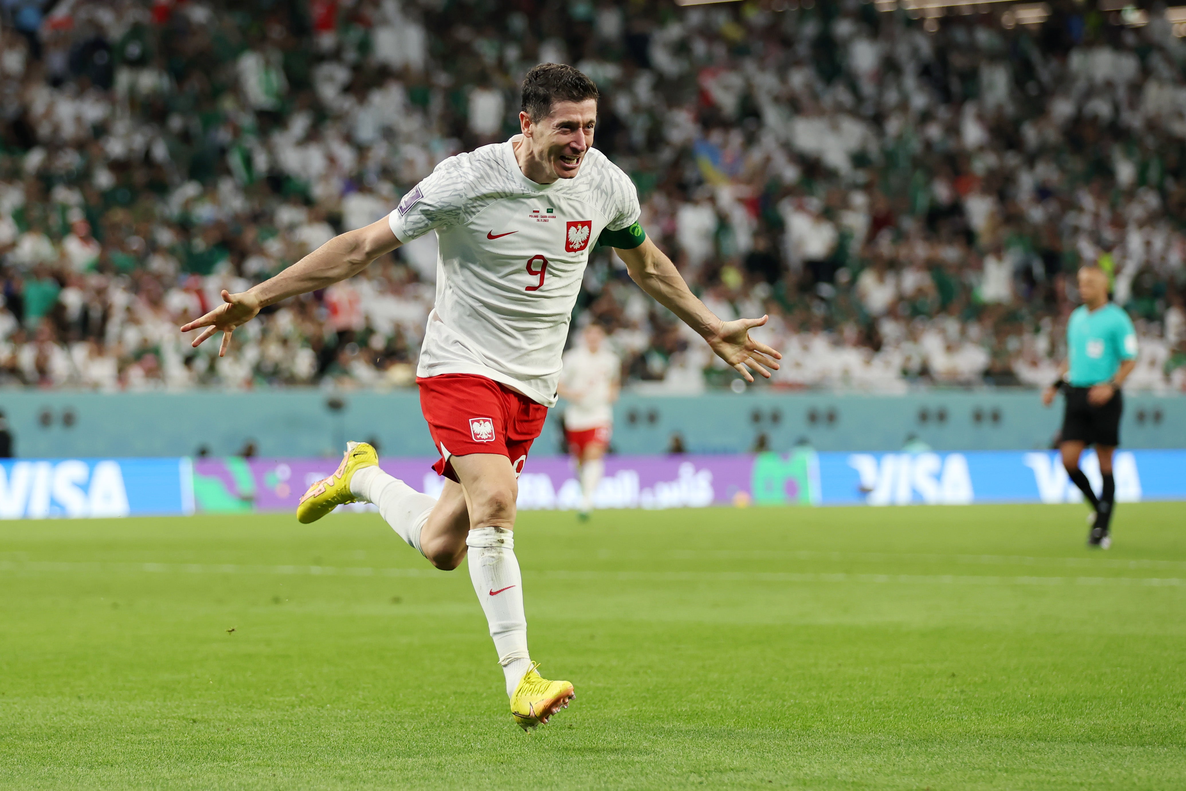 Lewandowski rescata a Polonia ante Arabia Saudí Lewandowski rescata a Polonia ante Arabia Saudí