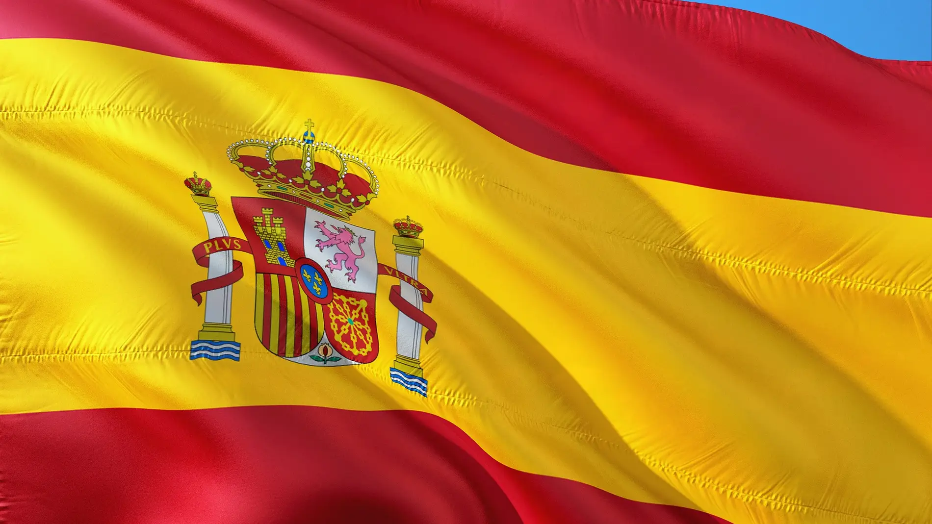Expulsan a una clase entera por colgar una bandera de España en apoyo a la Selección