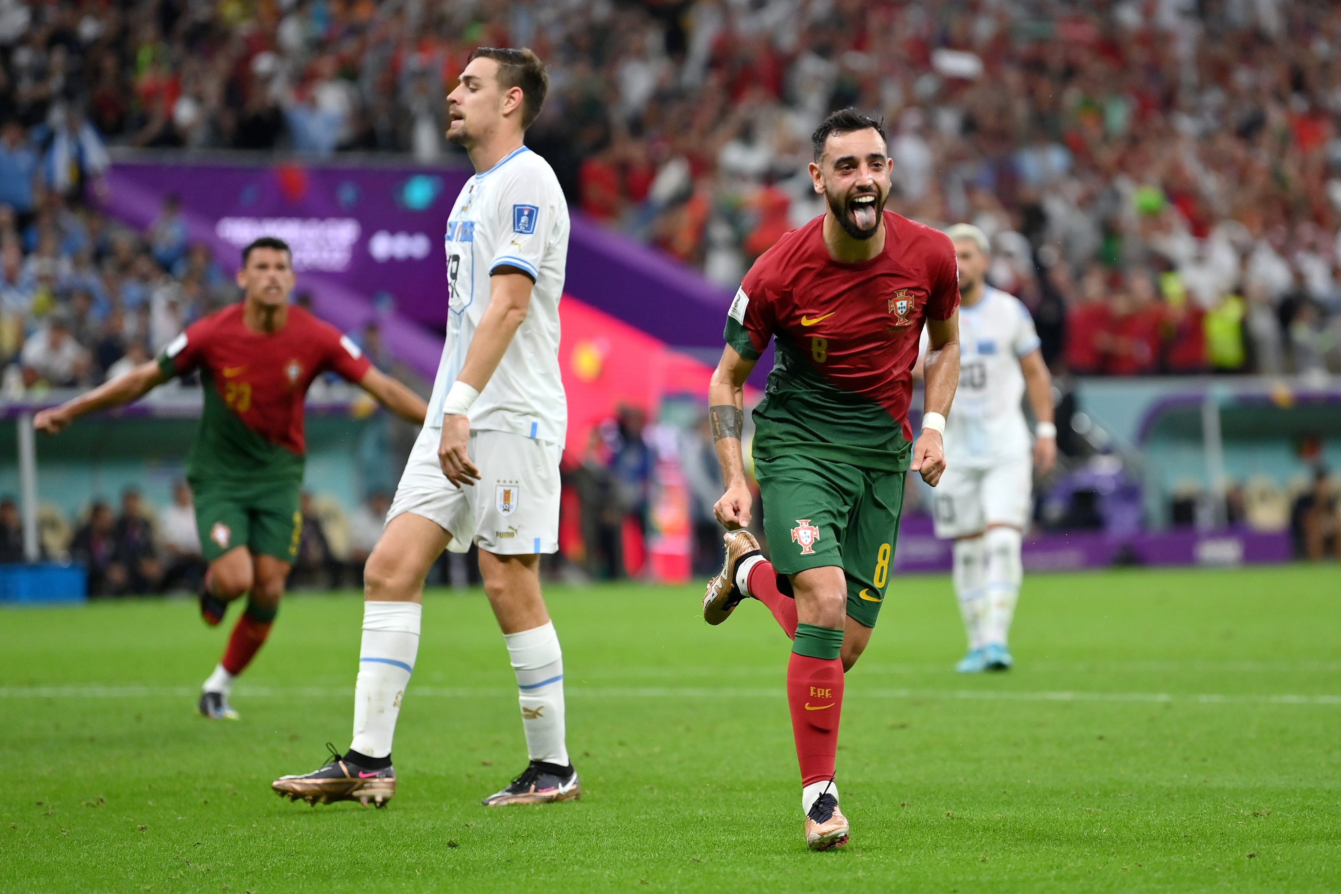 Un doblete de Bruno Fernandes lleva a Portugal a octavos de final Un doblete de Bruno Fernandes lleva a Portugal a octavos de final