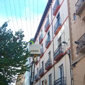 Huesca ilumina la Navidad con led y horario reducido