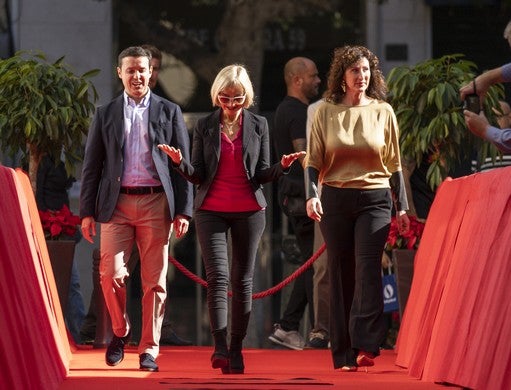Acaba Fical : 'Suro', mejor Opera Prima y María de Madeiros, reina en la alfombra roja Acaba Fical : 'Suro', mejor Opera Prima y María de Madeiros, reina en la alfombra roja