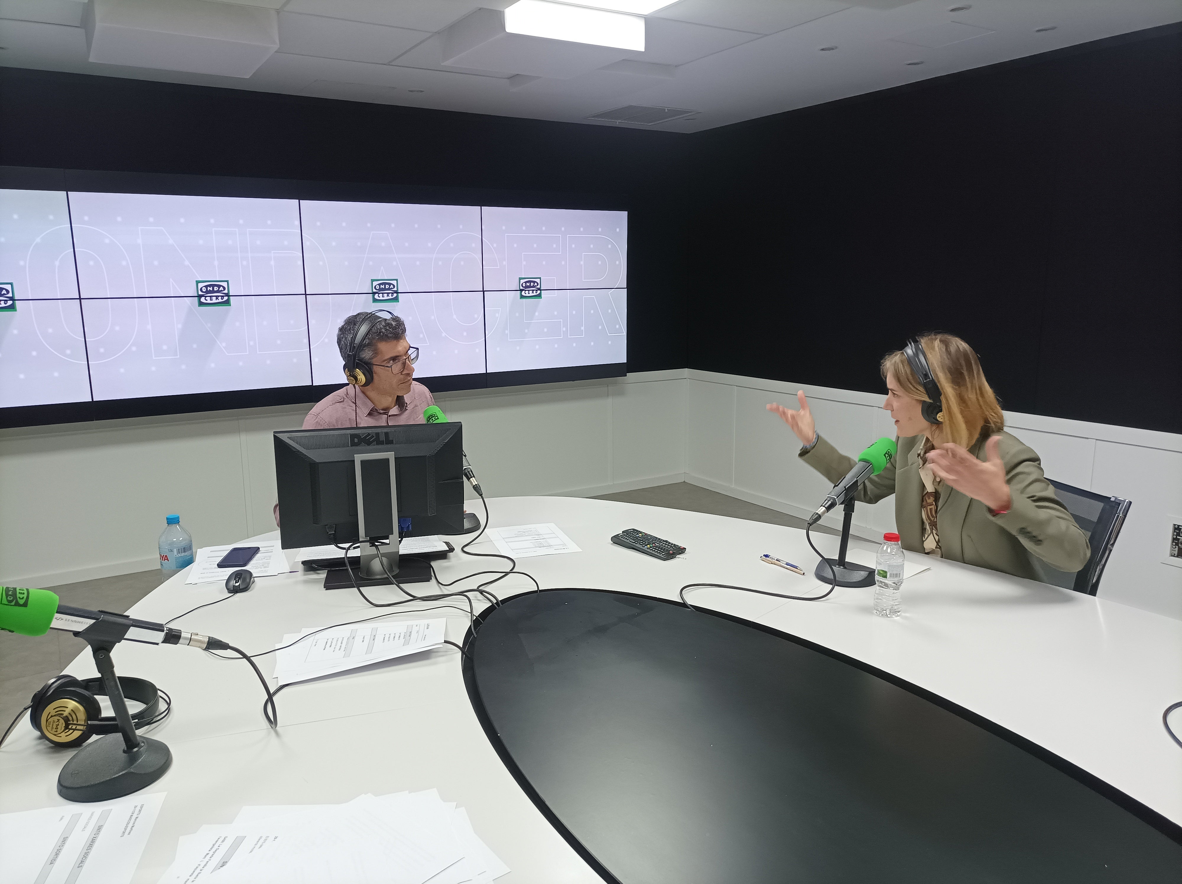 Jéssica Albiach (Comuns): “No arribarem a un acord sobre els pressupostos abans de divendres” Jéssica Albiach (Comuns): “No arribarem a un acord sobre els pressupostos abans de divendres”