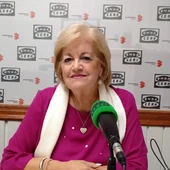 Trini Moreno, presidenta del Club de Lectura "Entre Líneas" y conductora del espacio del mismo nombre Trini Moreno, presidenta del Club de Lectura "Entre Líneas" y conductora del espacio del mismo nombre