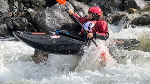 David P&eacute;rez, del Club R&iacute;o Gallego, era el ganador absoluto del Campeonato Internacional Kayak Extremo.