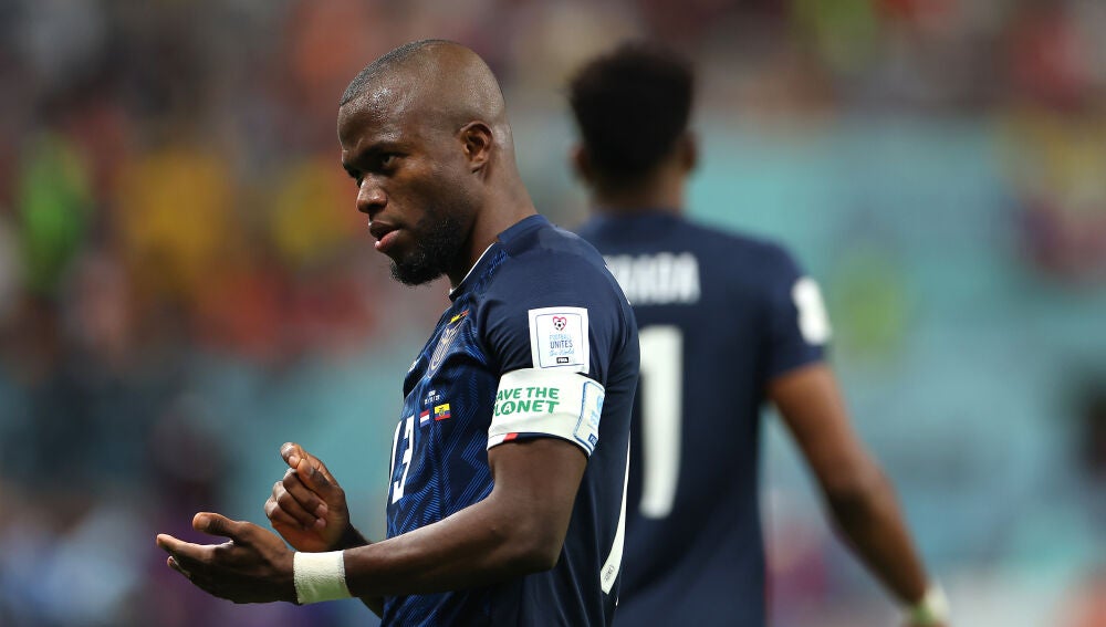 Enner Valencia celebra un gol en el Mundial