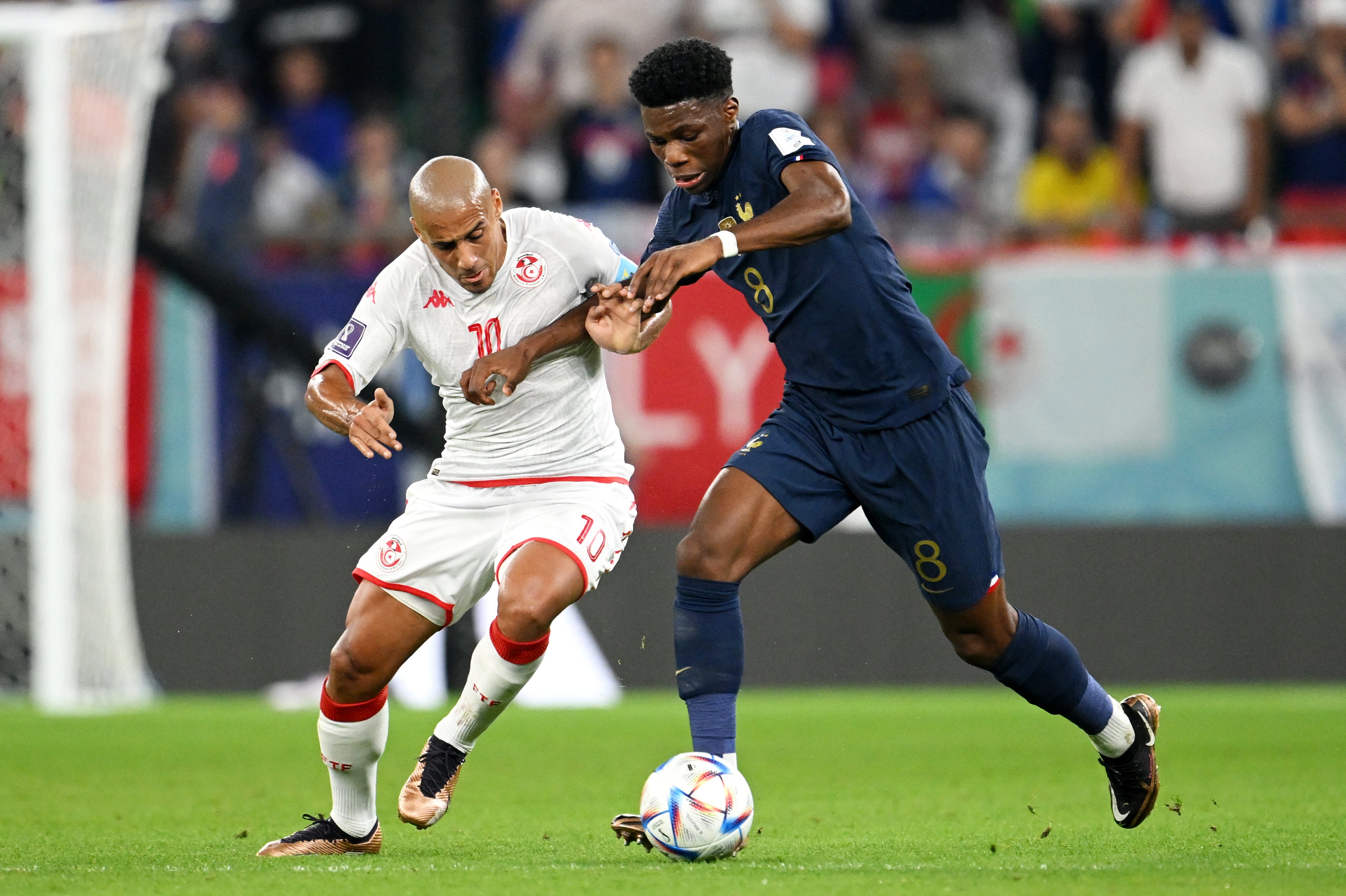 Francia se clasifica como primera de grupo pese a la derrota ante Túnez Francia se clasifica como primera de grupo pese a la derrota ante Túnez