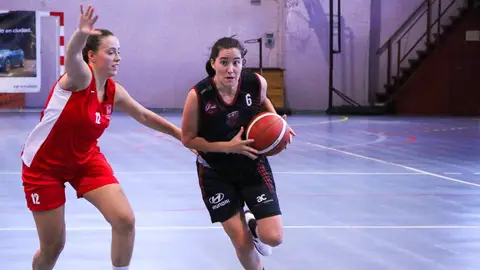 Elisa Martínez, jugadora del Cochinillo Segoviano Elisa Martínez, jugadora del Cochinillo Segoviano