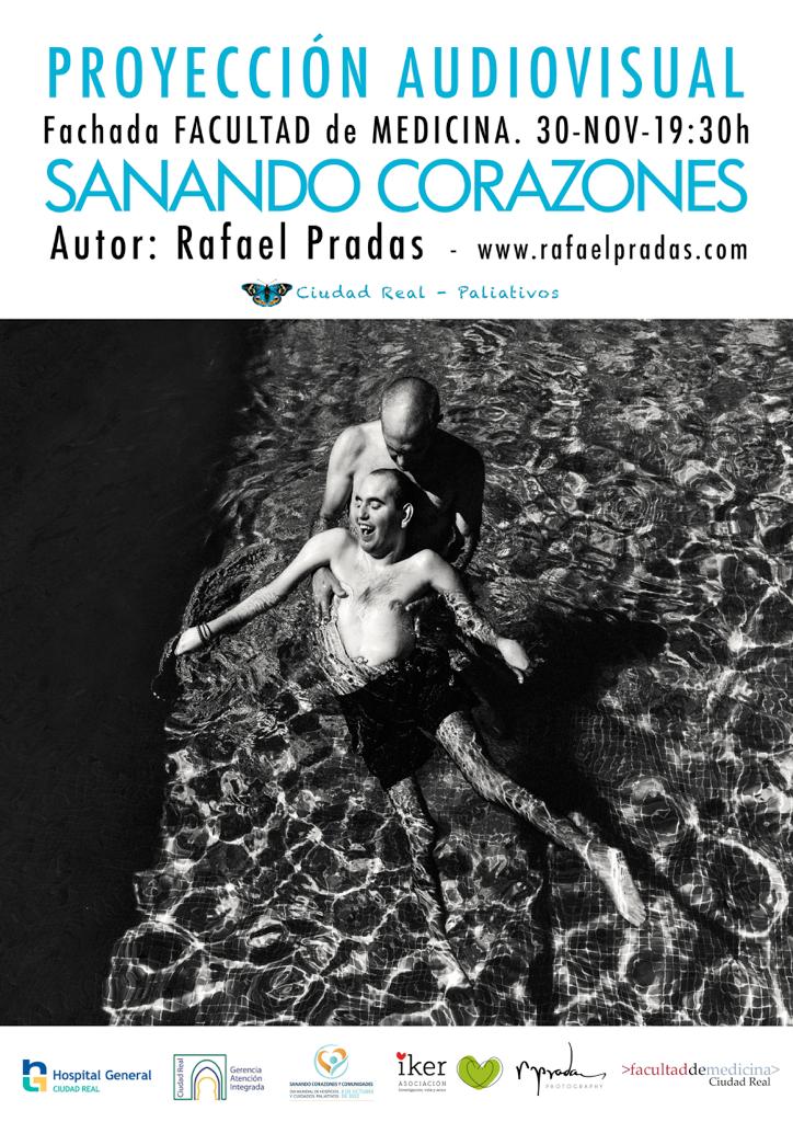 La fachada de la Facultad de Medicina de Ciudad Real acoge la proyección del audiovisual "Sanando Corazones" del fotógrafo Rafael Pradas La fachada de la Facultad de Medicina de Ciudad Real acoge la proyección del audiovisual "Sanando Corazones" del fotógrafo Rafael Pradas