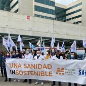 Manifestación de CESM frente al Hospital La Fe de València. Archivo.