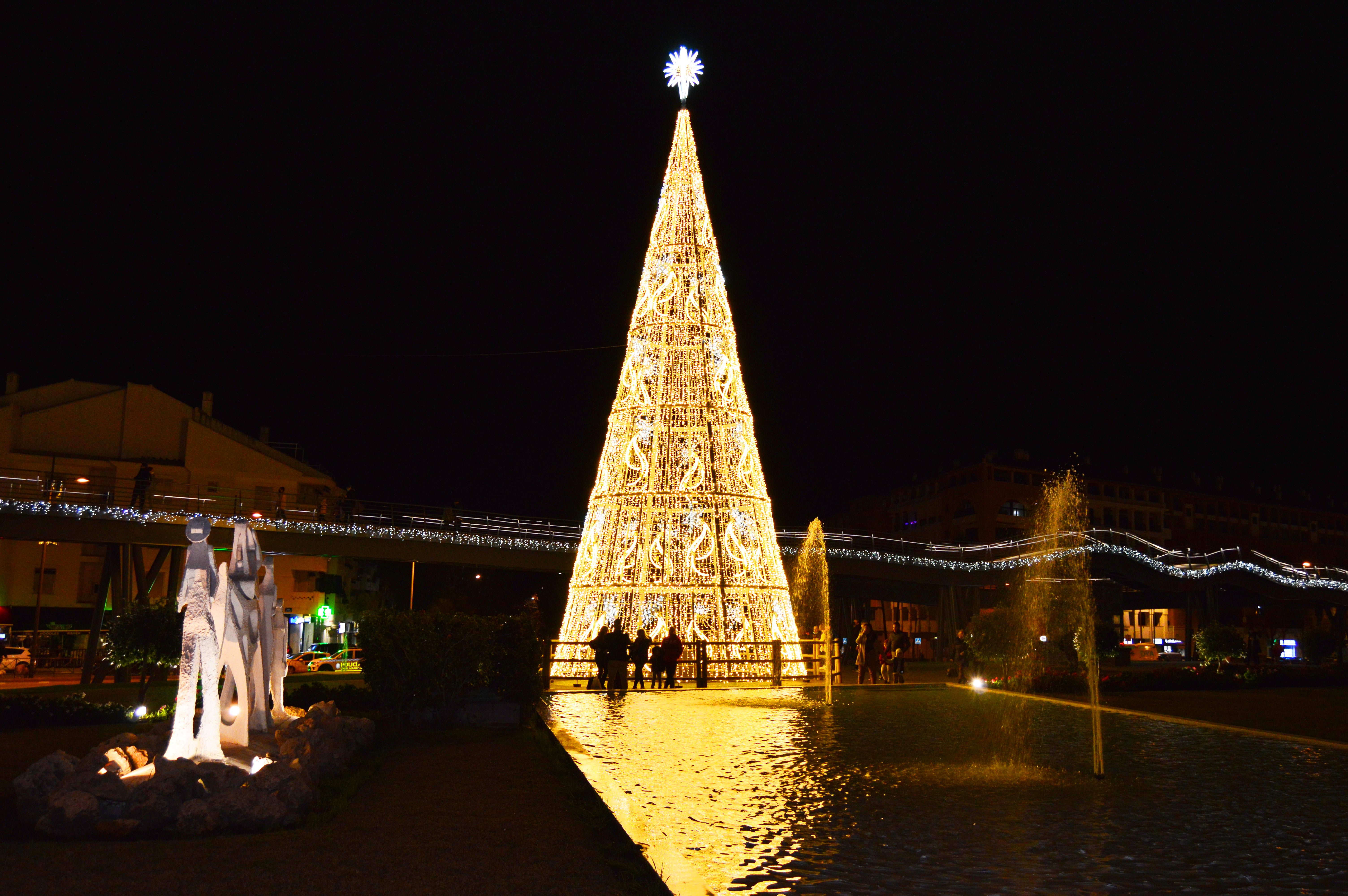 Marbella y San Pedro Alcántara dan la bienvenida a la Navidad Marbella y San Pedro Alcántara dan la bienvenida a la Navidad