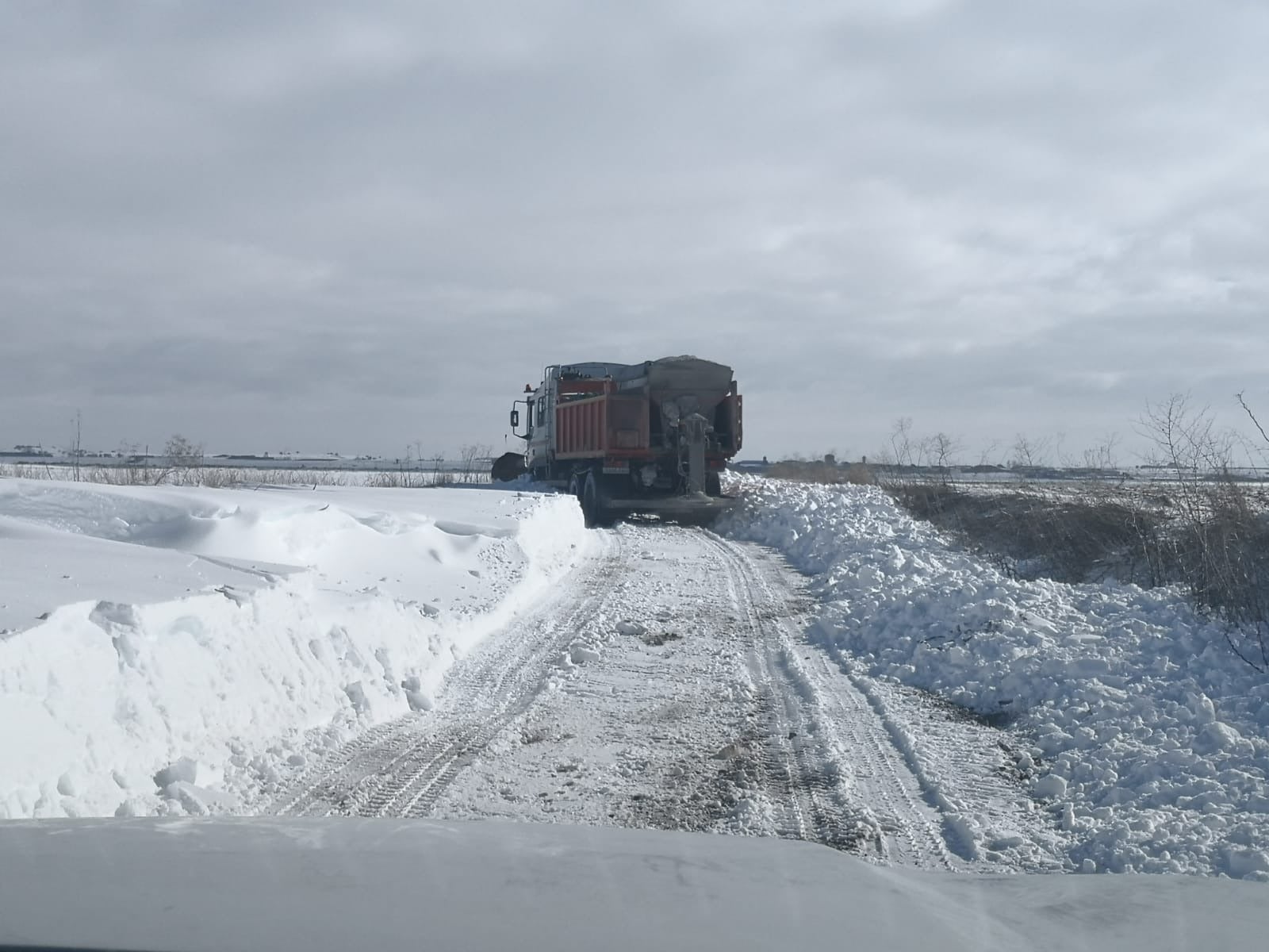 Comienzan los trabajos de prevención en los equipos de vialidad invernal de la Diputación Comienzan los trabajos de prevención en los equipos de vialidad invernal de la Diputación