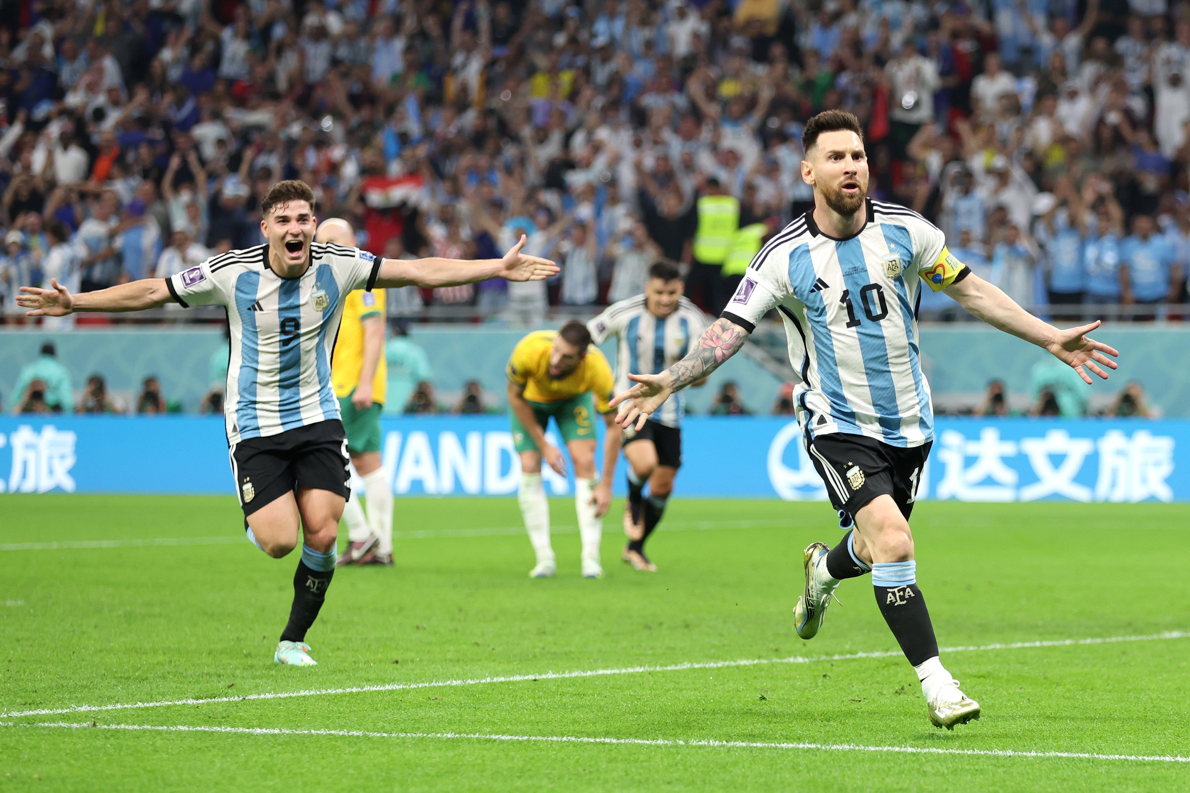 Messi guía a Argentina hasta los cuartos de final Messi guía a Argentina hasta los cuartos de final