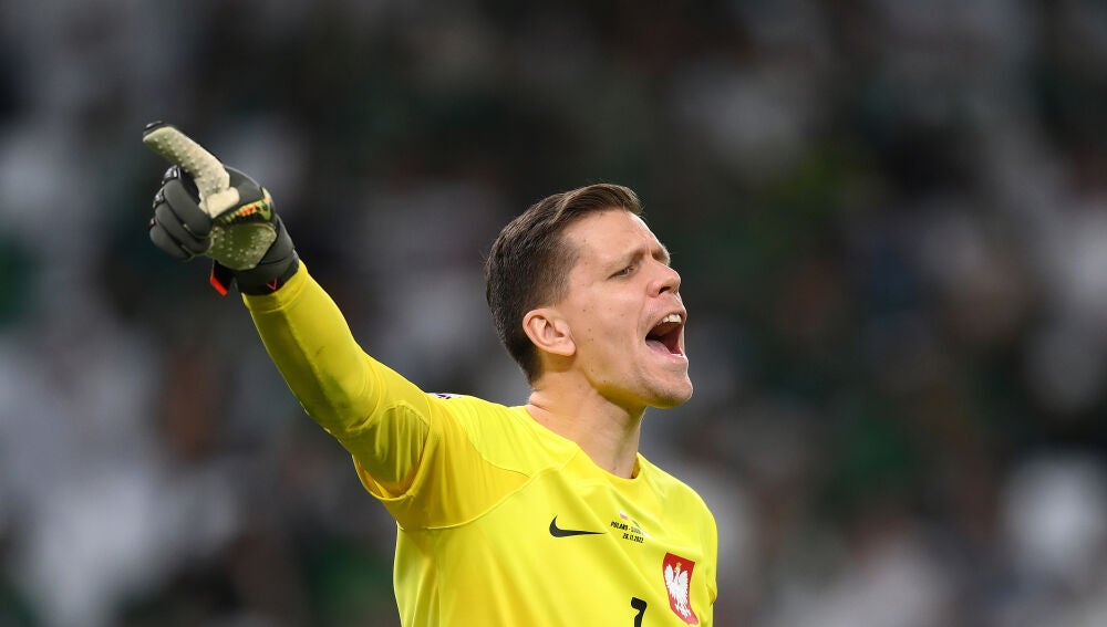 Szczesny durante un partido en el Mundial de Qatar