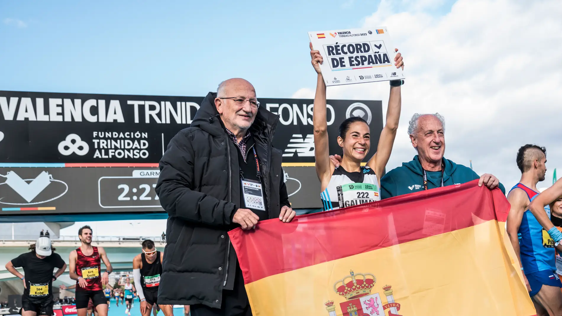Marta Galimany bate el récord de España (2:26:14) en el Maratón Valencia