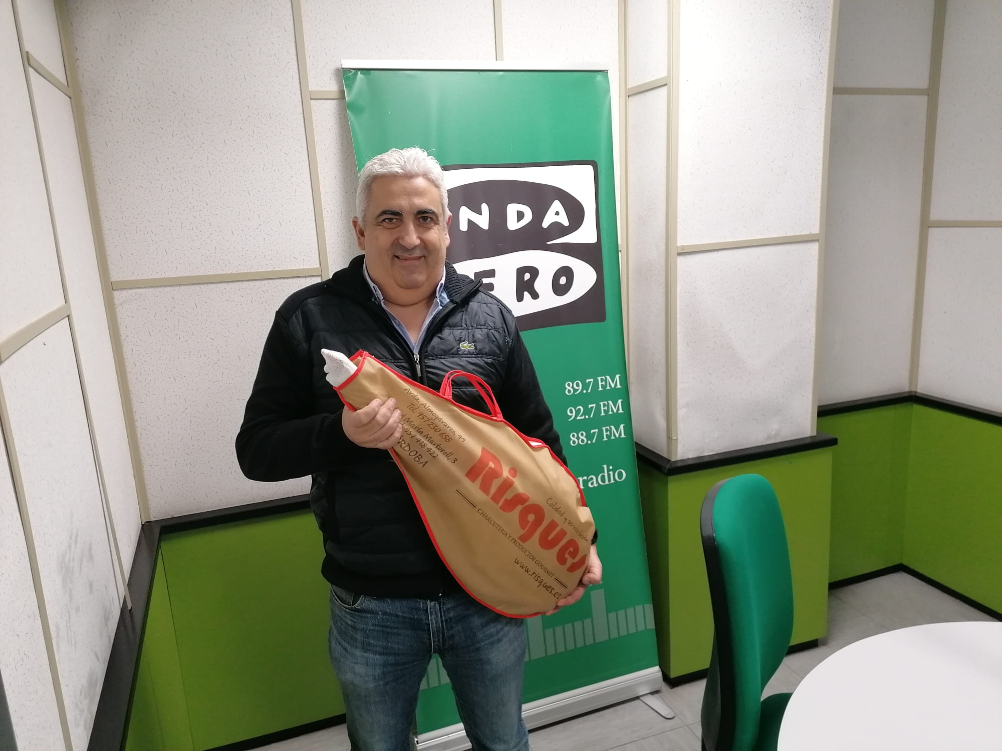 Risques invita al mejor jamón Risques invita al mejor jamón