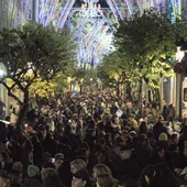 Jácome destaca que o acendido das luces foi “o acto festivo máis multitudinario na historia da cidade” Jácome destaca que o acendido das luces foi “o acto festivo máis multitudinario na historia da cidade”