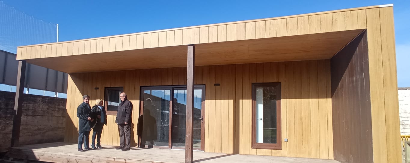 El camping de Huesca estrena su primer bungalow El camping de Huesca estrena su primer bungalow