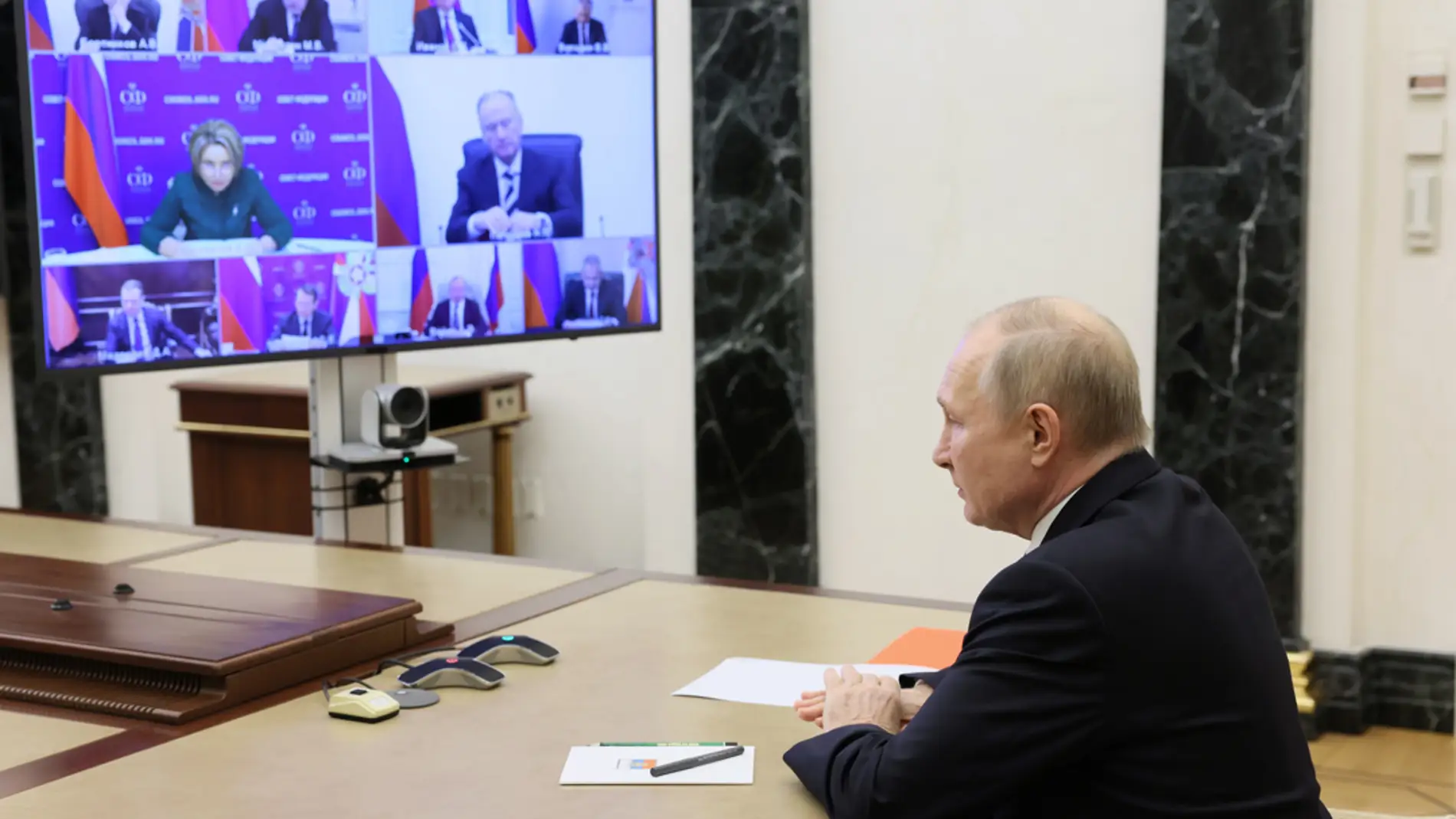 El presidente ruso, Vladímir Putin, preside una reunión con miembros del Consejo de Seguridad de Rusia