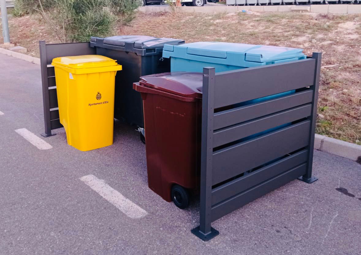 Un nuevo sistema de recogida de basura del centro histórico de Elche permitirá el reciclaje Un nuevo sistema de recogida de basura del centro histórico de Elche permitirá el reciclaje