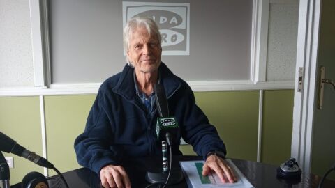 Jan Weima, portavoz de la protectora 'Triple A', en el estudio de Onda Cero Marbella