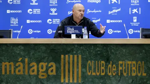 Pepe Mel, entrenador del Málaga CF Pepe Mel, entrenador del Málaga CF