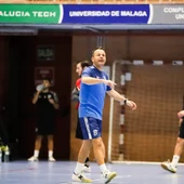 Tete, entrenador del UMA Tete, entrenador del UMA