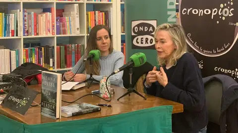 La escritora Susana Fortes Presentación de la novela "Nada que perder" en la librería Cronopios de Pontevedra