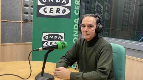 Mariano Latorre, en los estudios de Onda Cero Cuenca