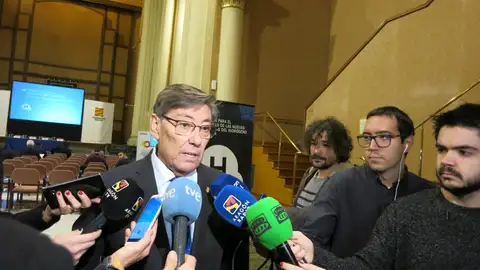 El presidente del PAR, Arturo Aliaga, en un acto celebrado hoy en el Pignatelli El presidente del PAR, Arturo Aliaga, en un acto celebrado hoy en el Pignatelli