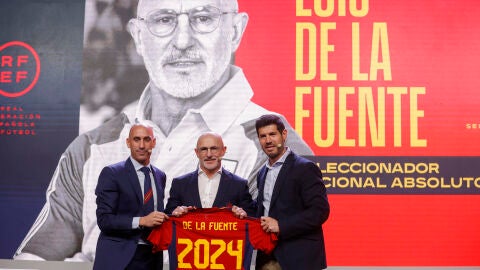 Acto de presentaci&oacute;n de Luis de la Fuente como nuevo seleccionador.