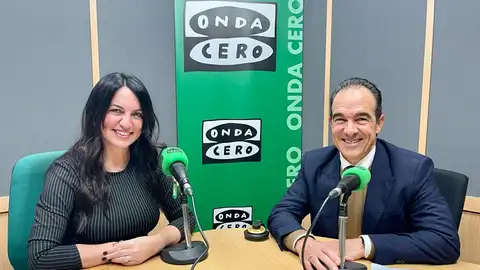 Antonio Peral en los estudios de Onda Cero Alicante Antonio Peral