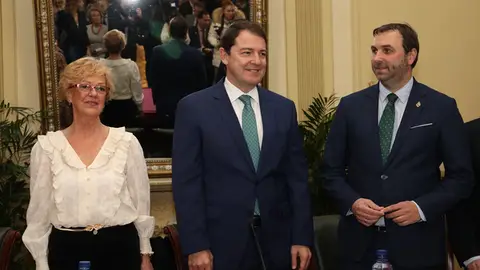 Mañueco subraya que José María Fernández Nieto “tenía el poso de los clásicos” y asegura que “su calidad humana era muy difícil de superar" .