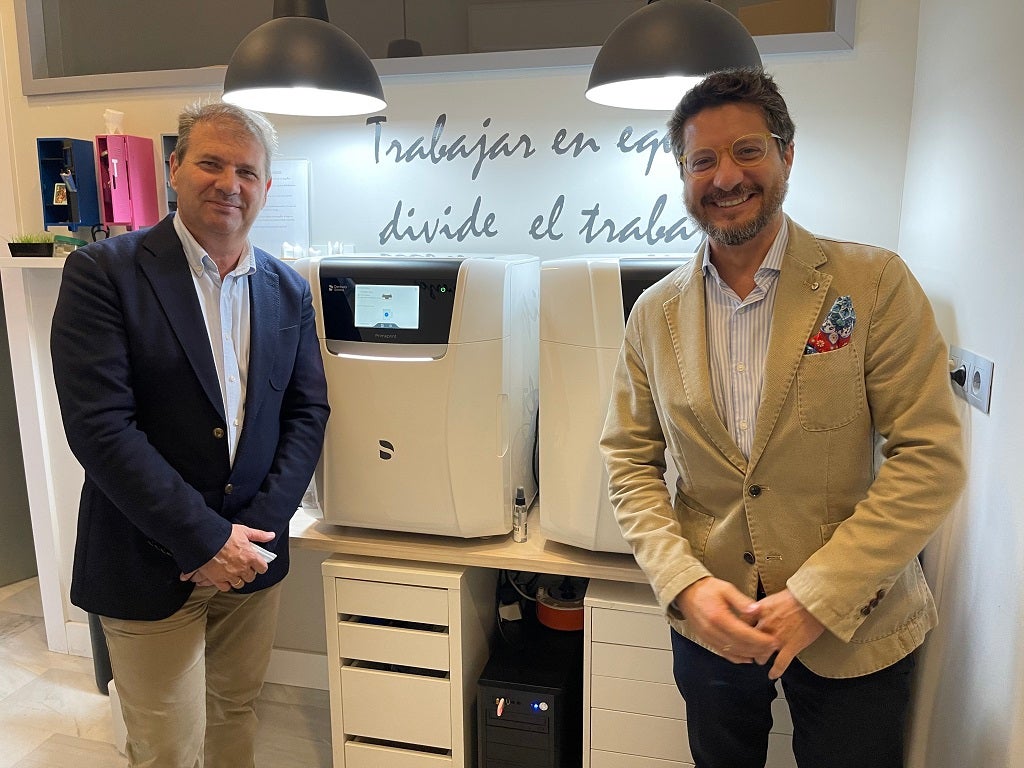 Maex incorpora a su clínica de Málaga un pionero sistema de impresión 3D para férulas Maex incorpora a su clínica de Málaga un pionero sistema de impresión 3D para férulas