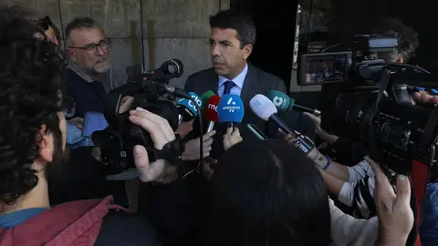Diálogo y "altura de miras" para aprobar los presupuestos 2023 de la Diputación Carlos Mazón ante los medios