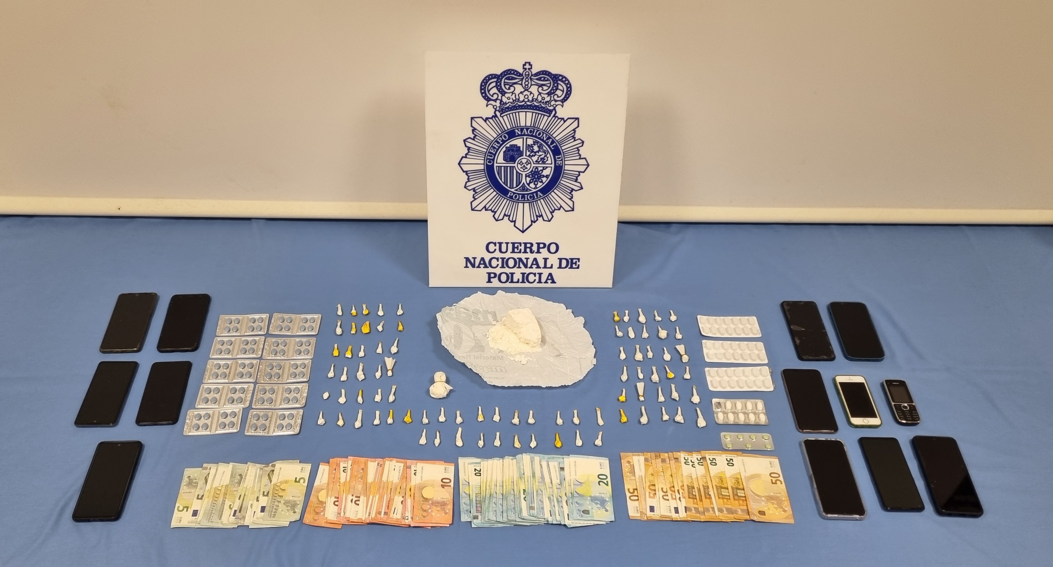 Desarticulada una banda de venta de cocaína en Oviedo Desarticulada una banda de venta de cocaína en Oviedo