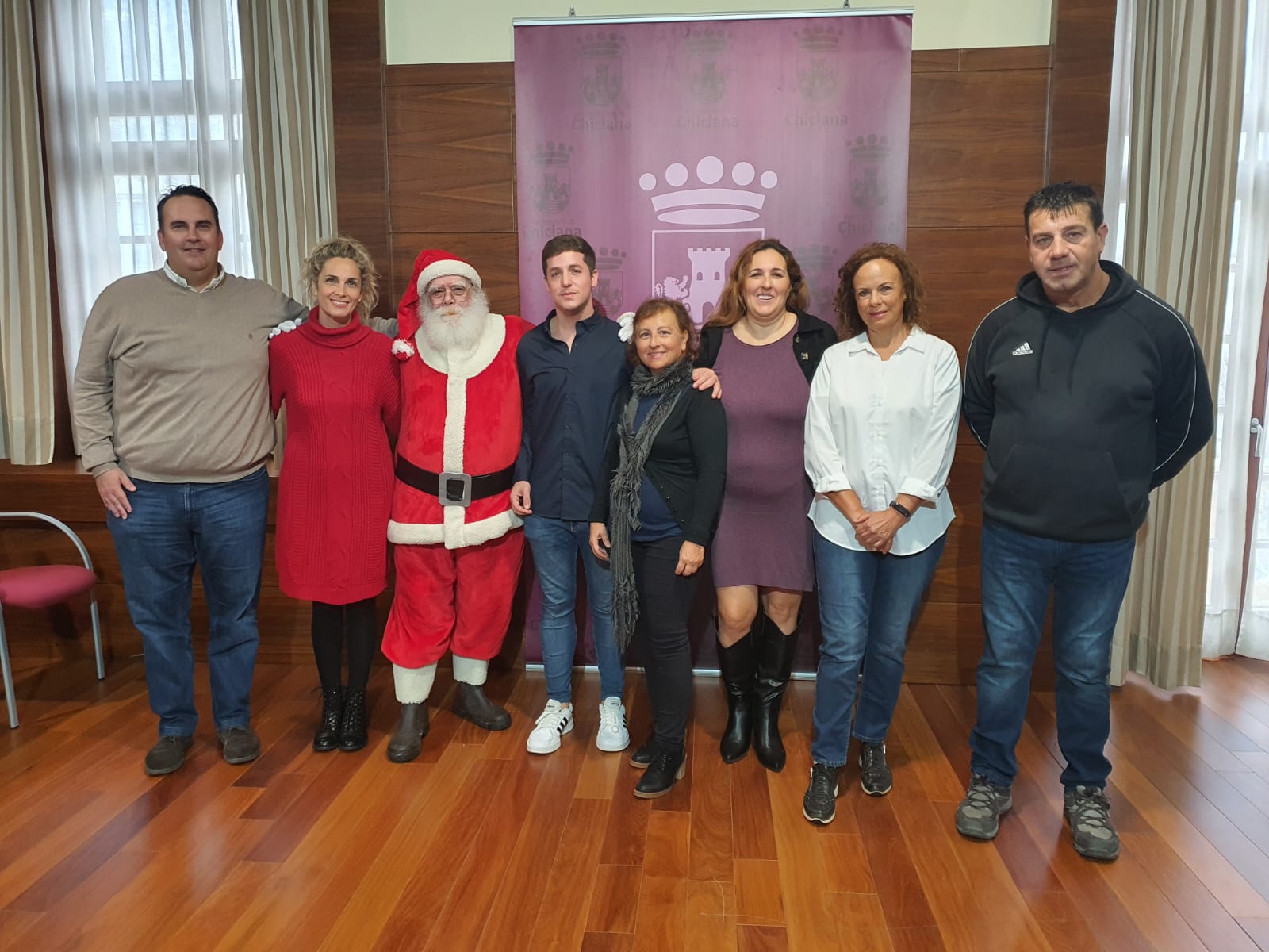 Chiclana celebra este viernes la Cabalgata de Papá Noel, que subirá el río en piragua Chiclana celebra este viernes la Cabalgata de Papá Noel, que subirá el río en piragua