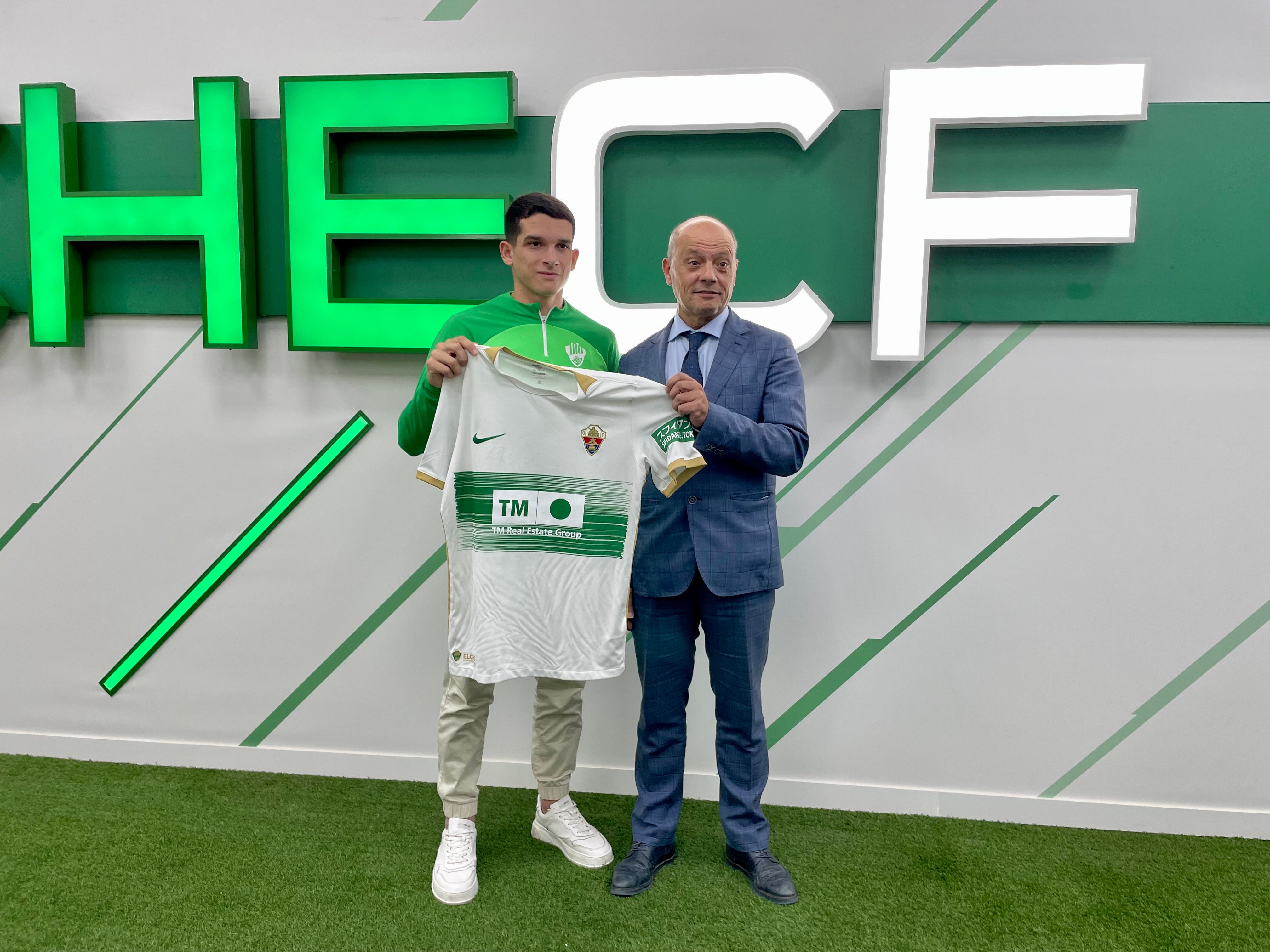 "Mi primer deseo es ayudar al Elche para salir de esta situación" "Mi primer deseo es ayudar al Elche para salir de esta situación"