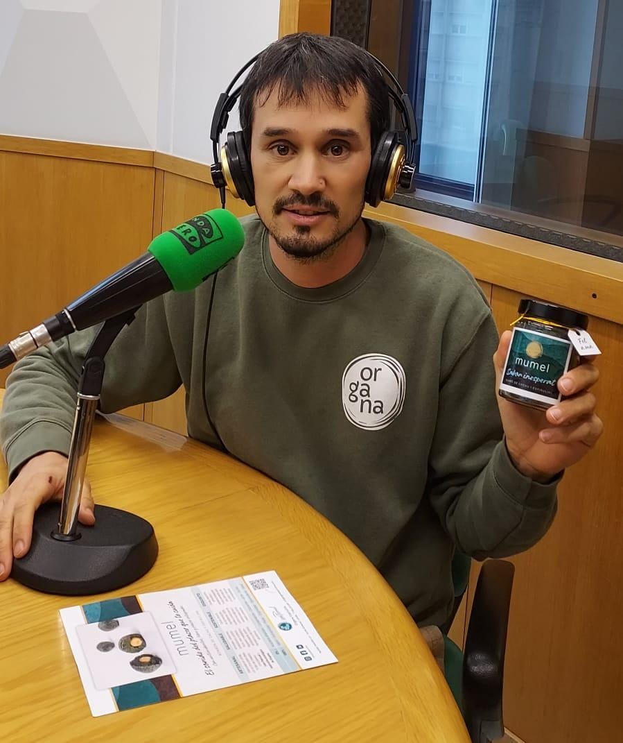 Mumel, el bombó saludable d'espirulina i cacau 'made in' Almenar Mumel, el bombó saludable d'espirulina i cacau 'made in' Almenar