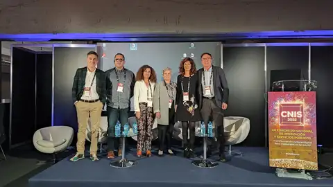 El Ayuntamiento de San Vicente del Raspeig participa en el XII del congreso CNIS, principal foro nacional de innovación y servicios públicos Participantes del evento