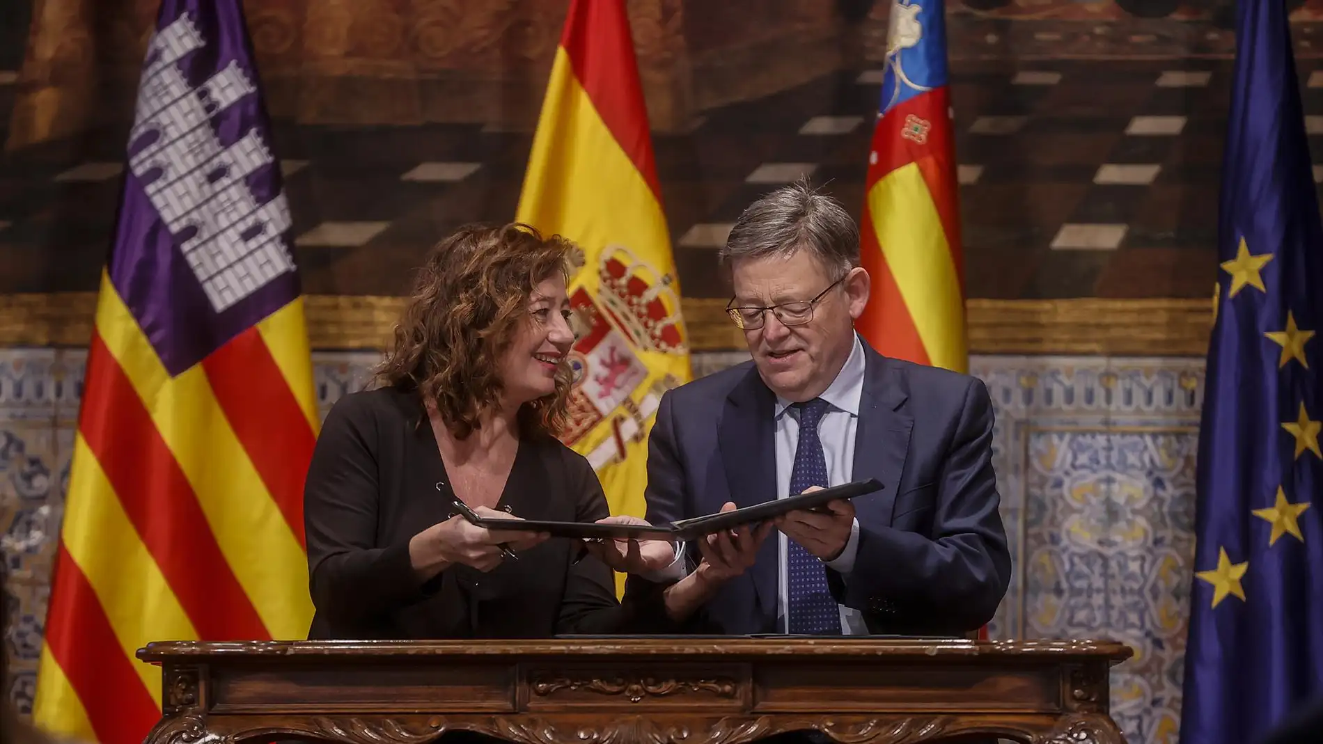  La presidenta del Govern de Illes Balears, Francina Armengol, y el presidente de la Generalitat Valenciana, Ximo Puig, presentan las conclusiones de la última jornada de la II Cumbre Illes Balears-Comunitat Valenciana