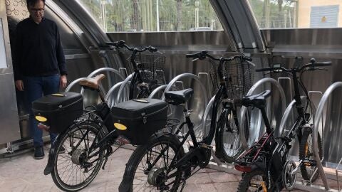 Aparcabicis cerrado Elche.