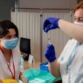 Cataluña empezará a administrar el lunes la cuarta dosis contra la covid a los menores de 60 años