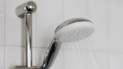 Imagen de archivo de una ducha Imagen de archivo de una ducha