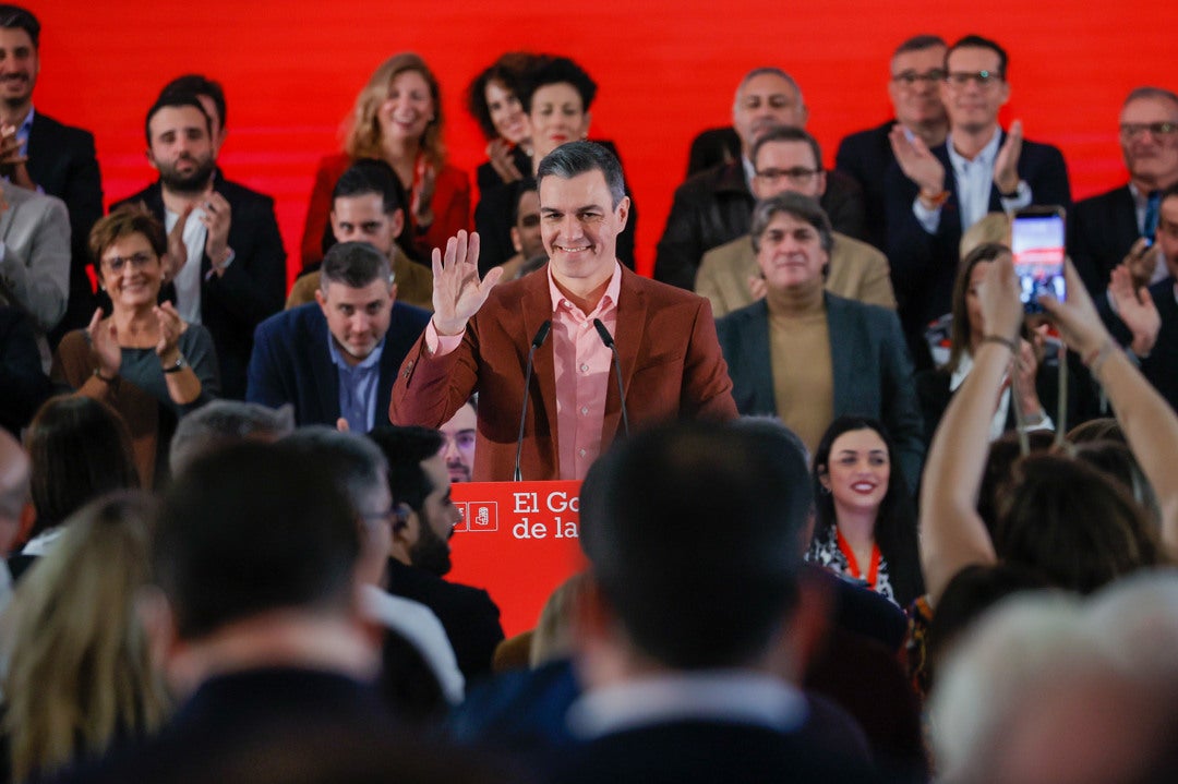 Pedro Sánchez afea al PP que pida elecciones anticipadas pero no las haya en el Constitucional donde tienen mayoría Pedro Sánchez afea al PP que pida elecciones anticipadas pero no las haya en el Constitucional donde tienen mayoría