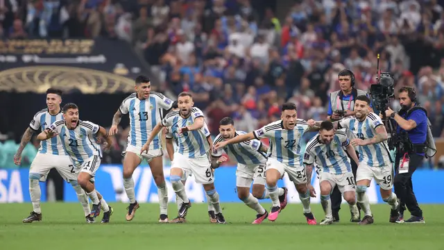 Los jugadores de Argentina celebran su victoria en el Mundial de Qatar Los jugadores de Argentina celebran su victoria en el Mundial de Qatar
