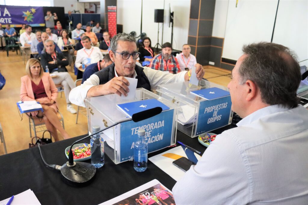 El I Congrés de Preferent FFCV crea en la Nucía la Lliga Comunitat El I Congrés de Preferent FFCV crea en la Nucía la Lliga Comunitat