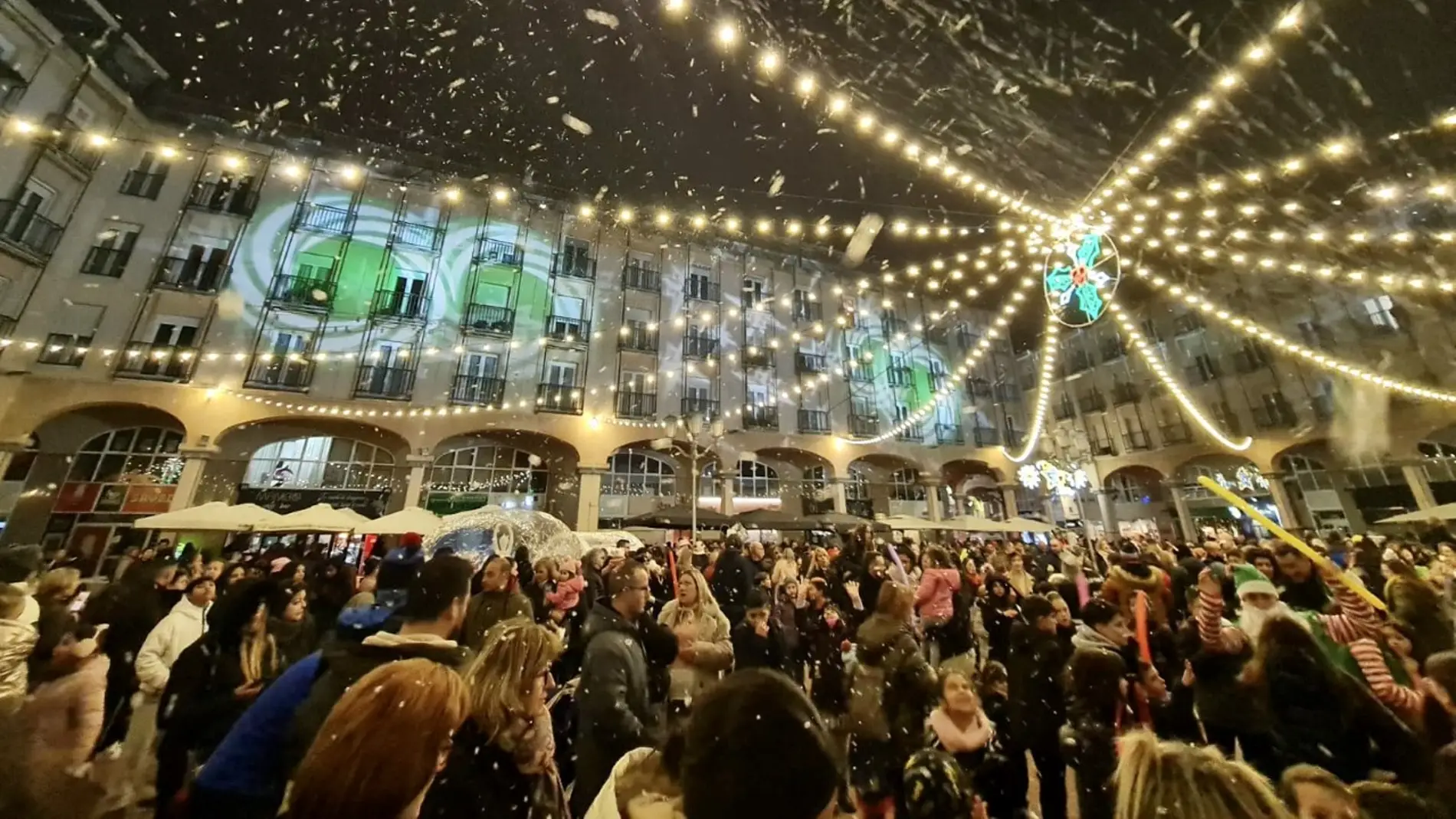 Luces de Navidad en la Plaza Mayor de Elda